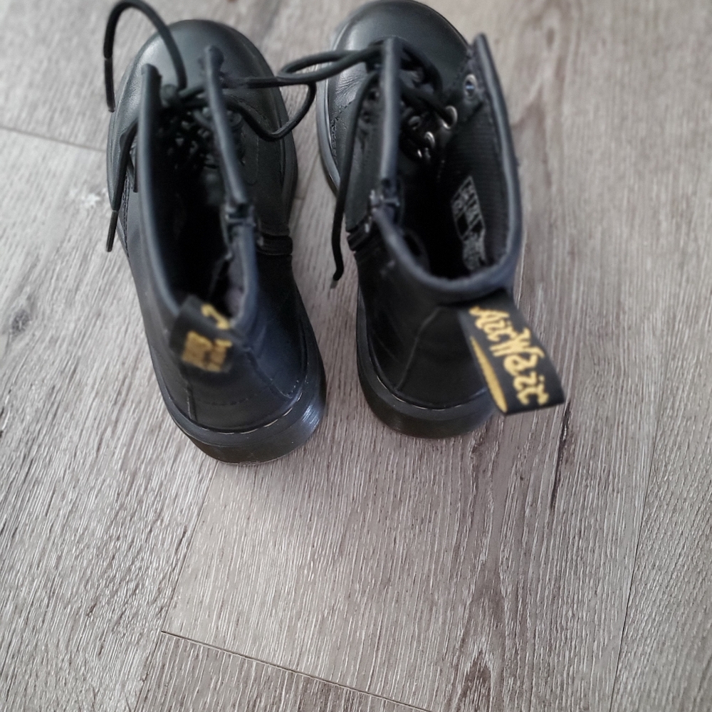 Doc Martens Youth 1460J Black Leather Lace-Up Boots Size 12 - Picture 2 of 6